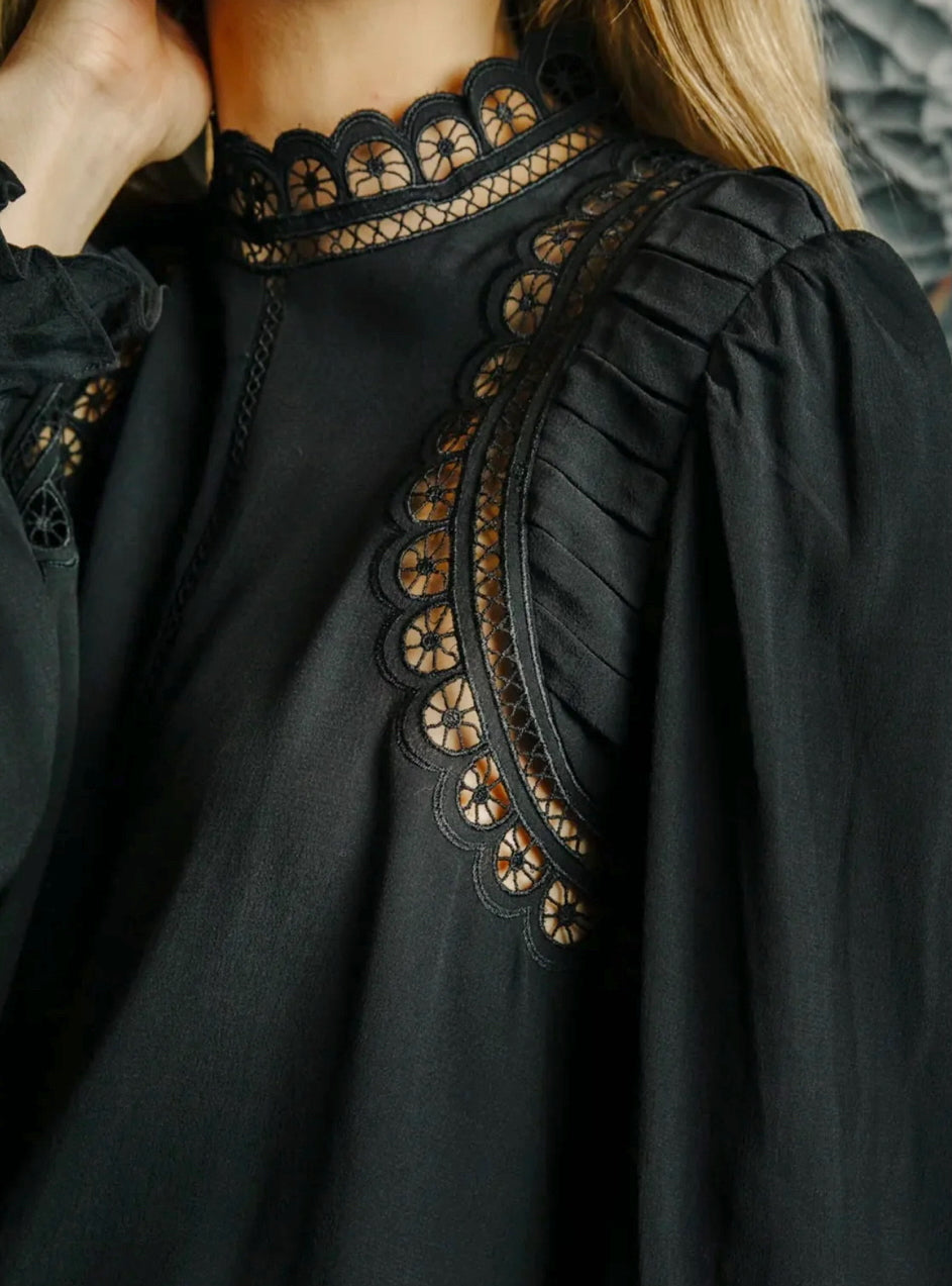 The Laura Top in Black