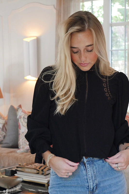 The Laura Top in Black