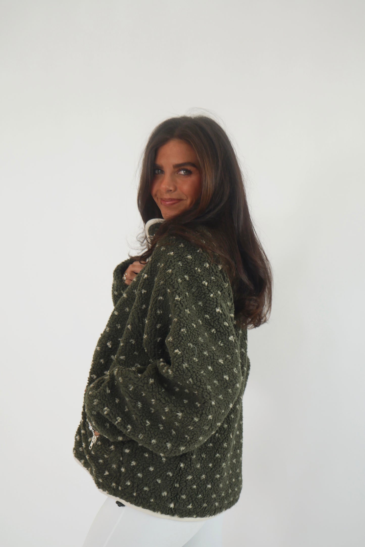 The Aspen Fleece In Army Green