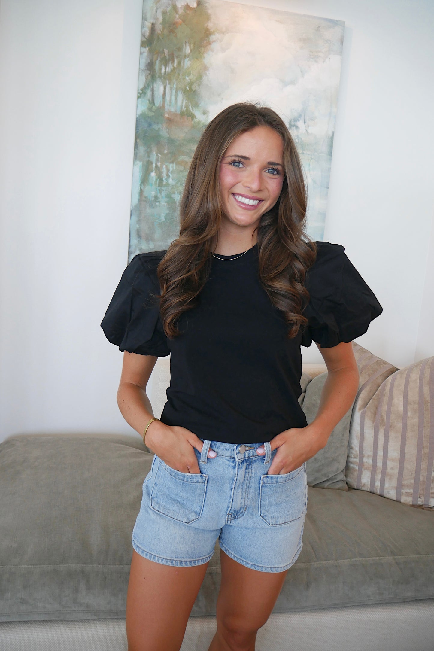 Lila Tee In Black