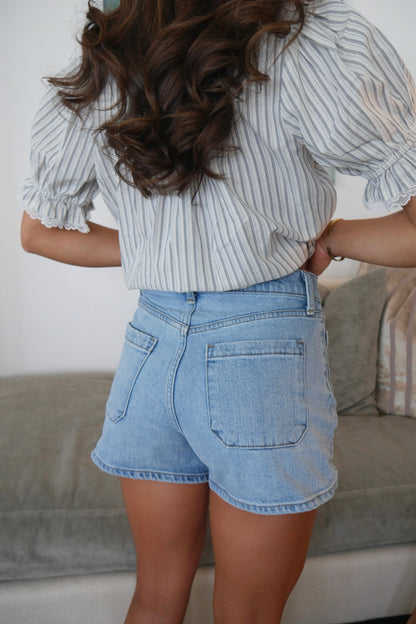 Light Washed Pocket Denim Shorts
