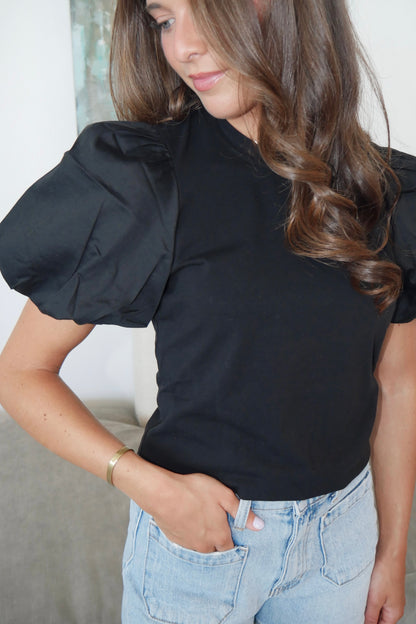 Lila Tee In Black