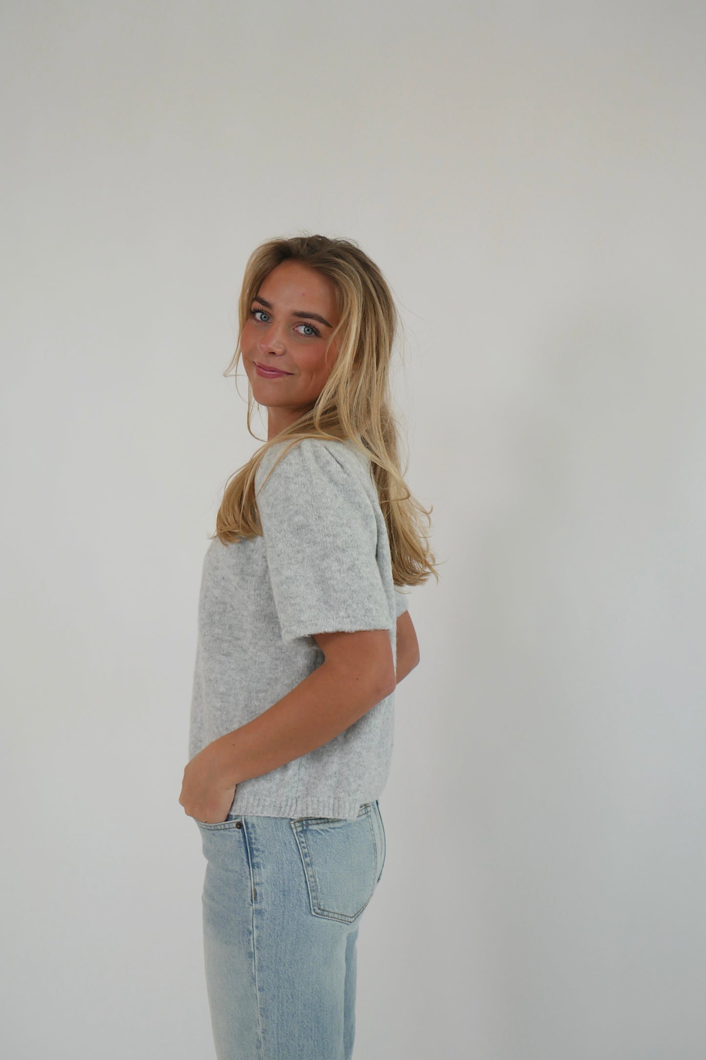 Short Sleeve Cardigan - Gray