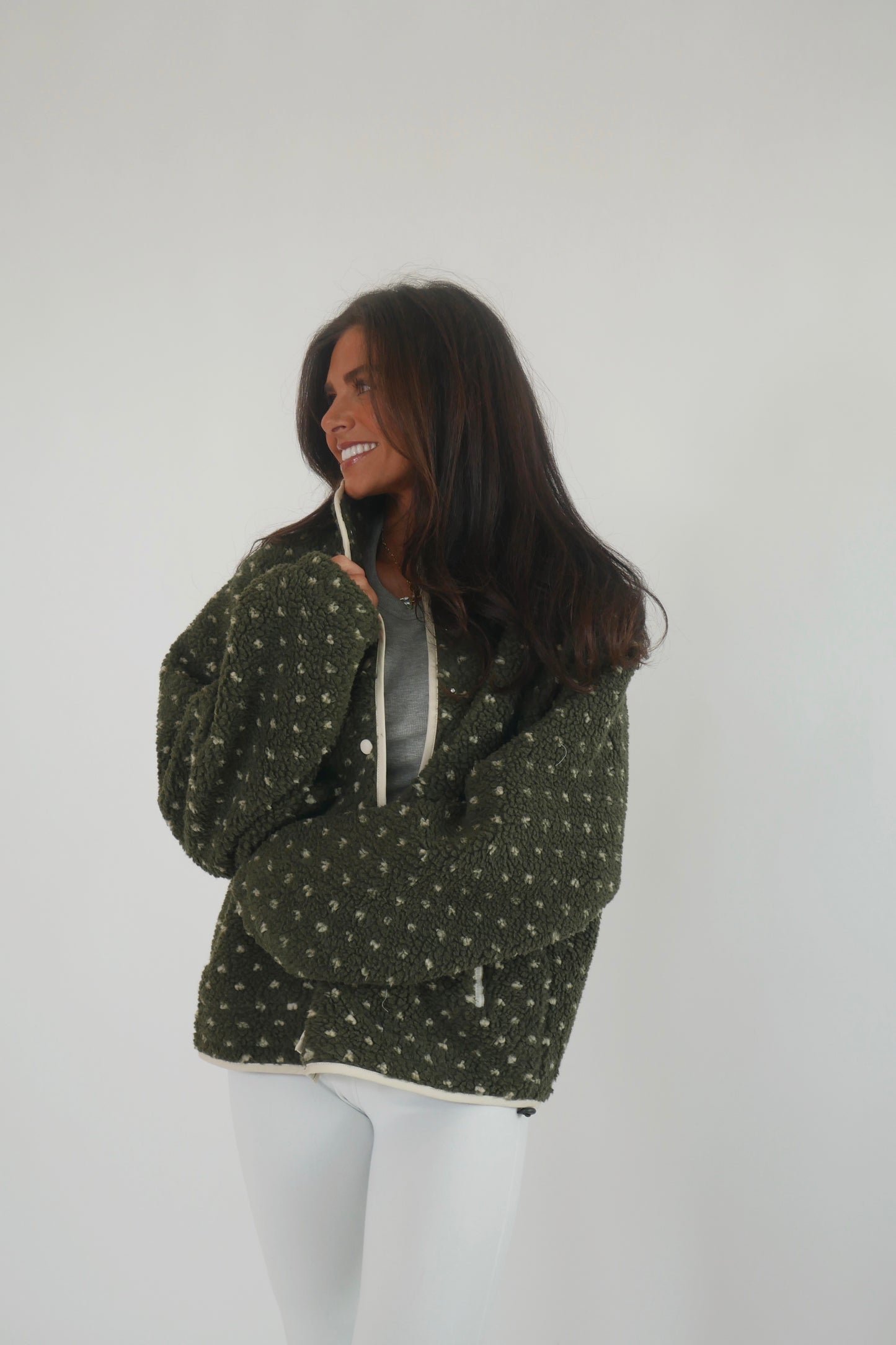 The Aspen Fleece In Army Green